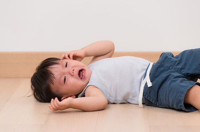 Pola Asuh Kurang Tepat Yang Dapat Menyebabkan Anak Tantrum