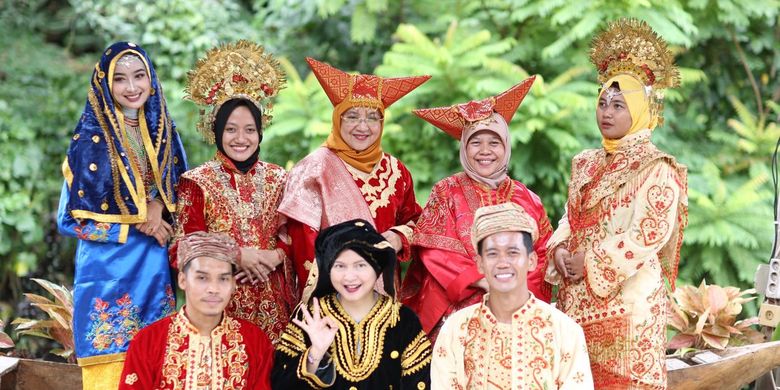 Baju Adat Suku Di Indonesia Ragam Warisan Budaya Nusantara