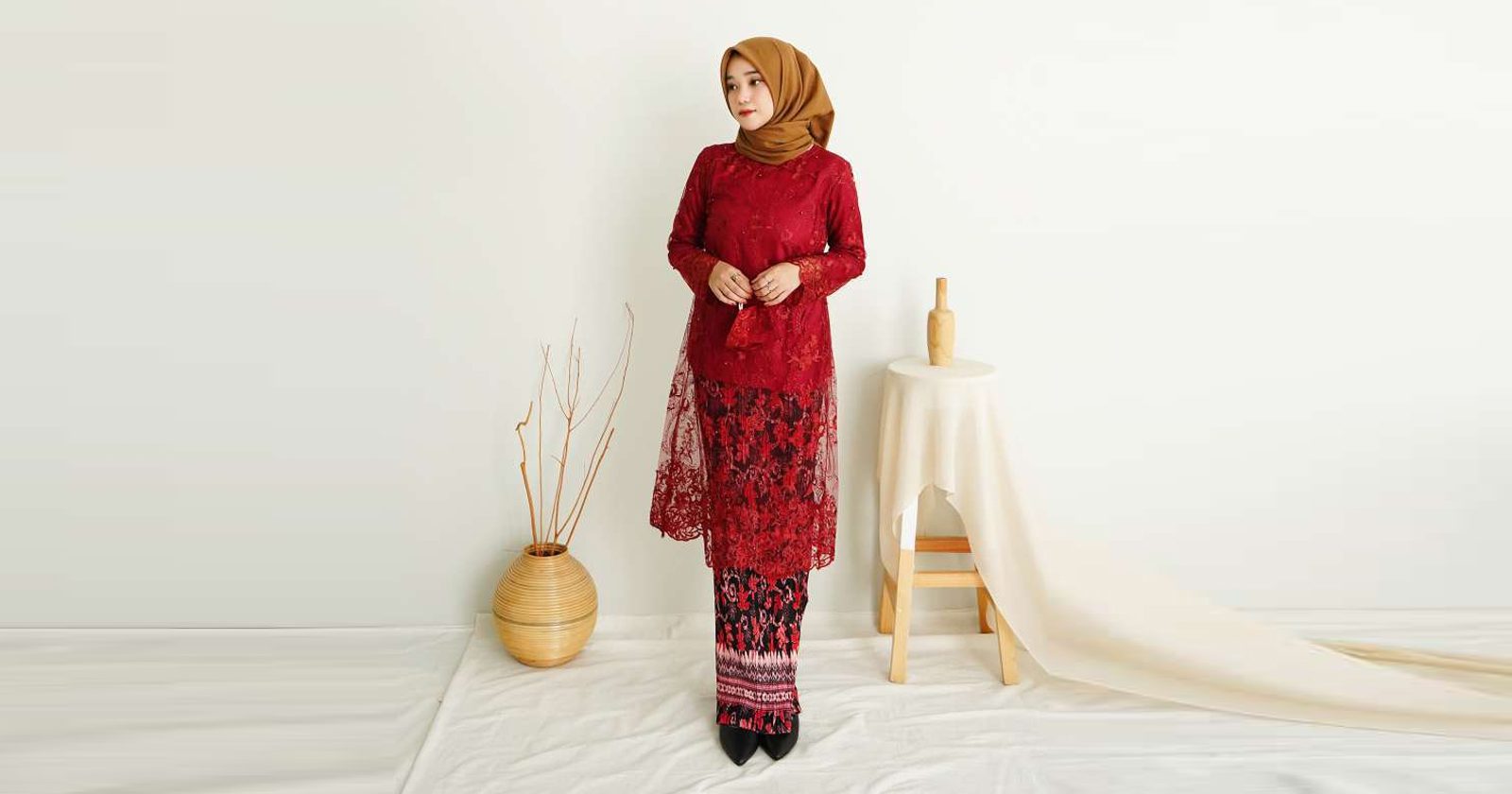 Item Model Kebaya Tunik Kekinian Yang Cocok Untuk Anda