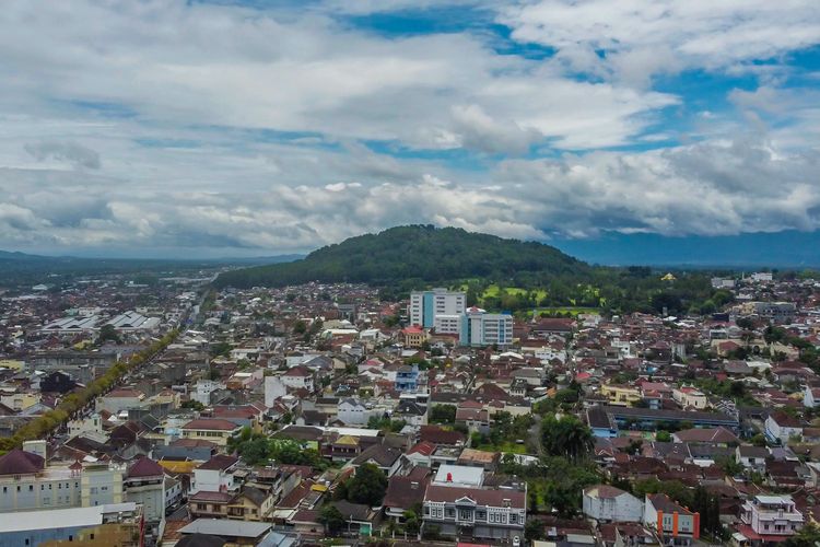 Kota Magelang Dengan Keindahan Alam Dan Kuliner Yang Khas