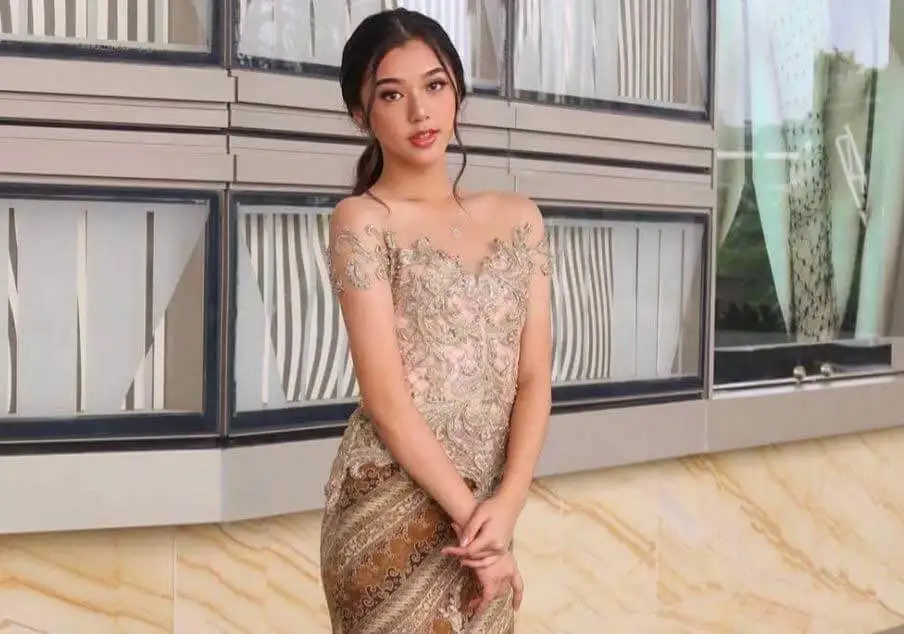 Serba Serbi Gaya Kebaya Modern Cocok Untuk Pergi Kondangan