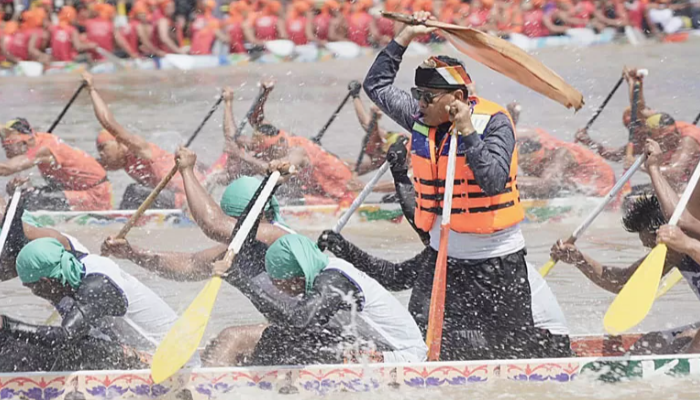 Acara Pacu Jalur Acara Meriah Yang Di Liput Media Internasional