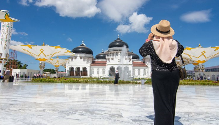 Mengembangkan Potensi Wisata Halal Di Dunia