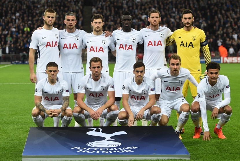 Tim Tottenham Hotspur Miliki Jersey Putih Yang Sangat Menarik