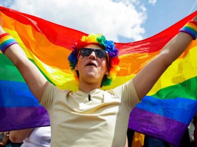 Belanda Menjadi Pelopor Dunia Melegalkan Pernikahan LGBT