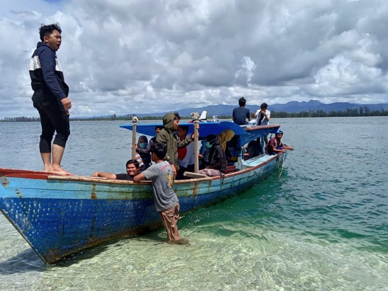 Keindahan Pulau Mangkir Ketek