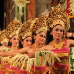 Tarian Pendet Keindahan Dan Makna Dalam Seni Tari Bali