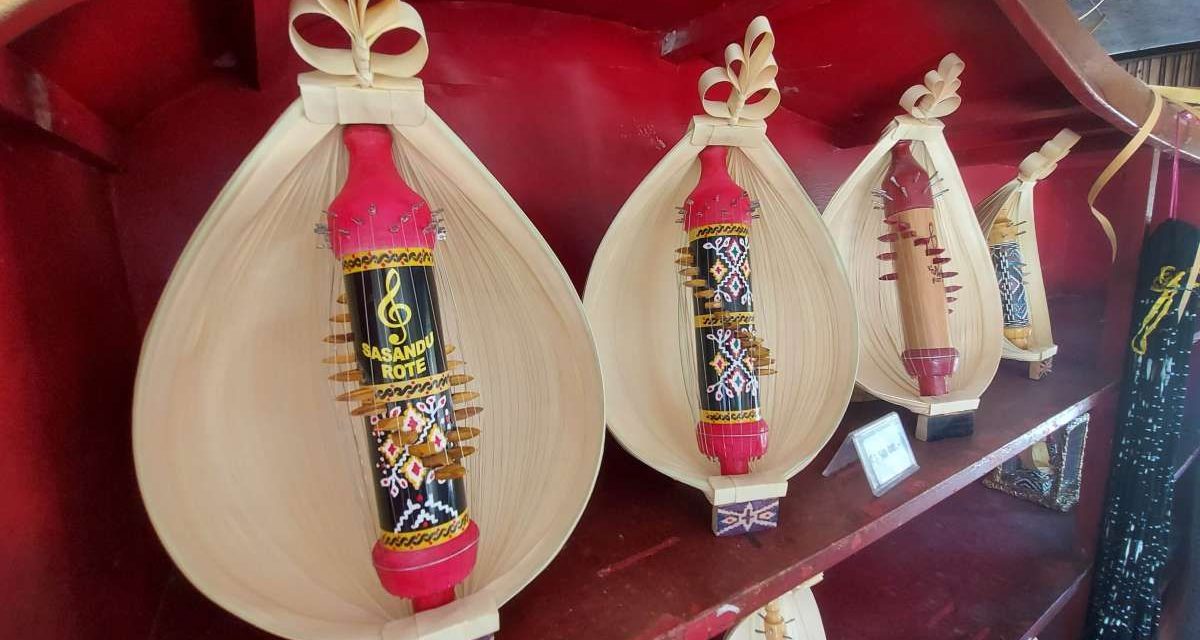 Alat Musik Sasando Khas Indonesia Dari Pulau Rote NTT