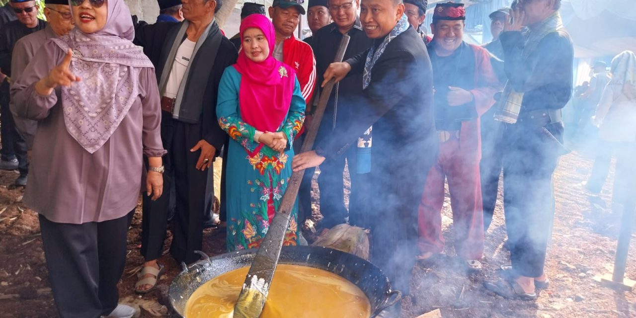 Peran Dodol Dalam Tradisi Kehidupan Masyarakat Indonesia