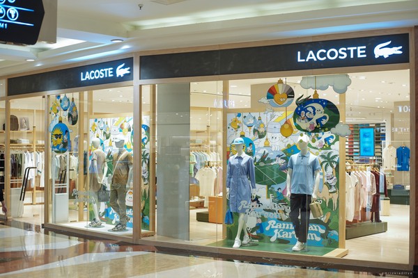Lacoste Terus Pertahankan Relevansinya Di Dunia Fashion Global